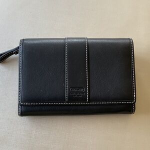 COACH All Leather wallet White Stitching EUC